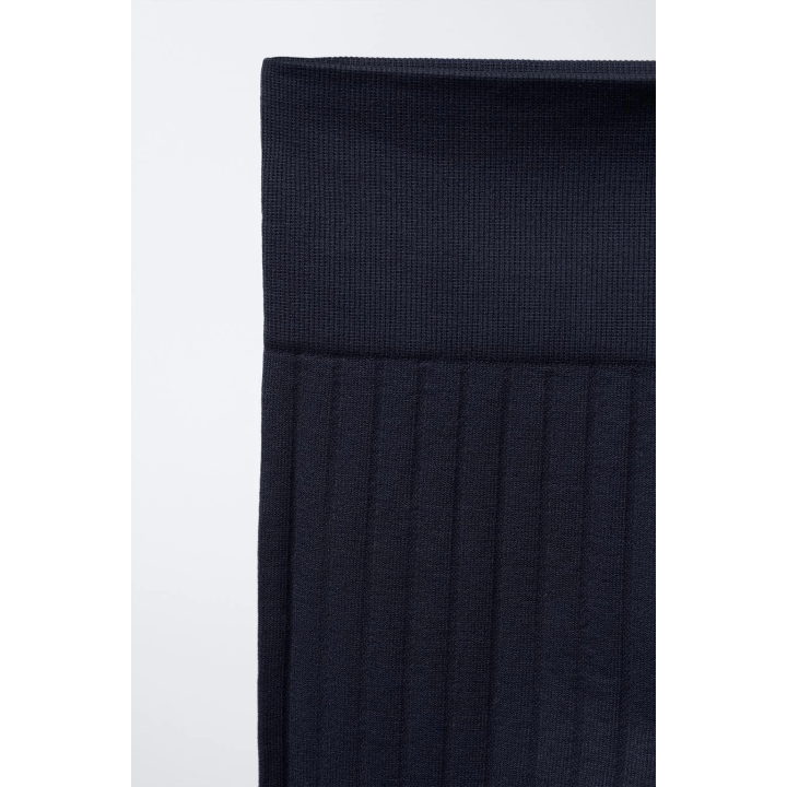 БЕСШОВНЫЕ СПОРТИВНЫЕ ЛЕГИНСЫ