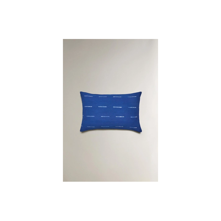 БЕСШОВНАЯ ФУТБОЛКА ДЛЯ СПОРТА С БЛЕСТЯЩЕЙ ОТДЕЛКОЙ