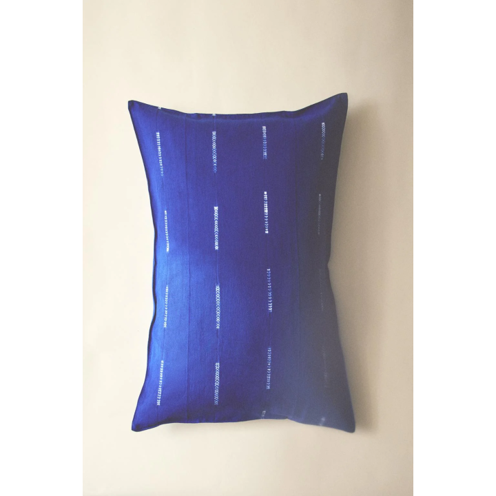 БЕСШОВНАЯ ФУТБОЛКА ДЛЯ СПОРТА С БЛЕСТЯЩЕЙ ОТДЕЛКОЙ