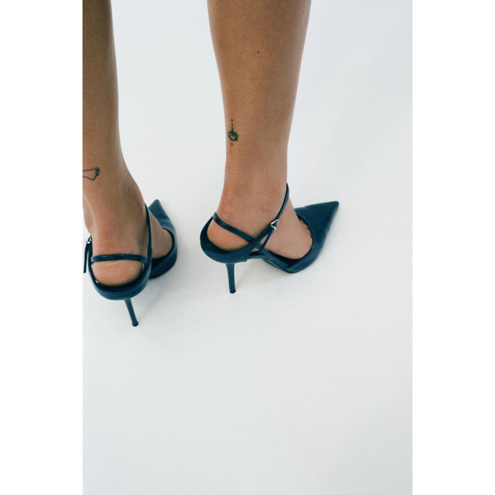 ТУФЛИ-МЮЛИ С РЕМЕШКОМ