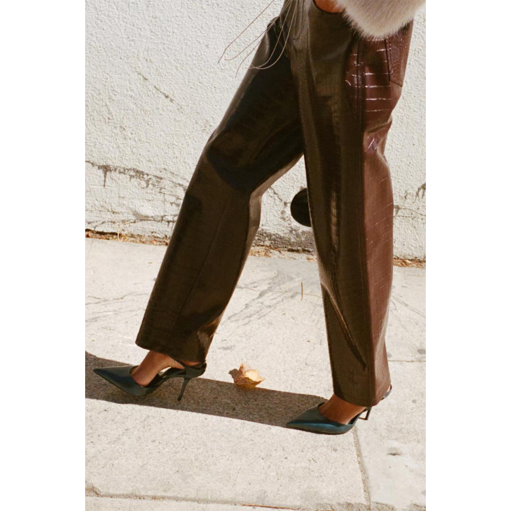 ТУФЛИ-МЮЛИ С РЕМЕШКОМ