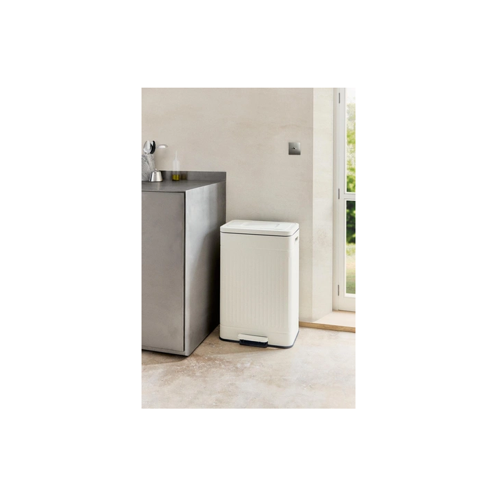 KITCHEN BIN WITH DOUBLE COMPARTMENT