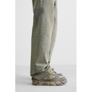 КРОССОВКИ НА ОБЪЕМНОЙ ПОДОШВЕ