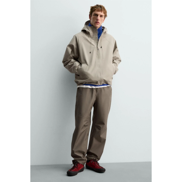 КРОССОВКИ КОЖАНЫЕ С ПОДОШВОЙ VIBRAM® AARON LEVINE X ZARA