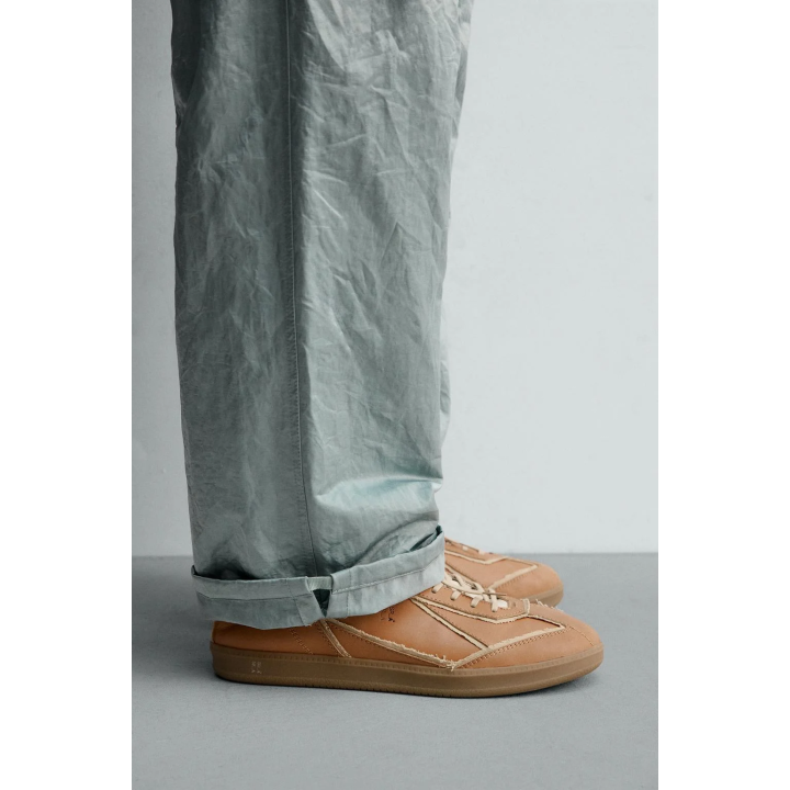 SR_A LEATHER TRAINERS