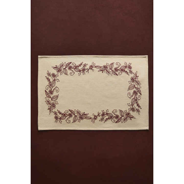 Рождественский подстаканник с вышитыми ветками