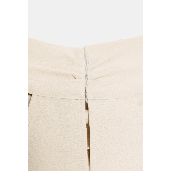 ТОП С ГОРЛОВИНОЙ ХАЛТЕР И БУСИНАМИ