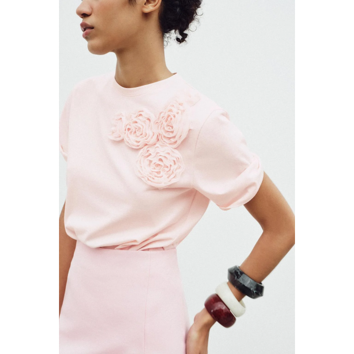 ФУТБОЛКА С ЦВЕТОЧНЫМ ПРИНТОМ