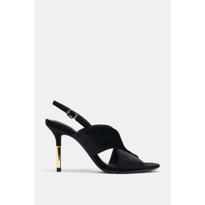 БОСОНОЖКИ НА КАБЛУКЕ С ПЕРЕКРЕЩИВАЮЩИМИСЯ РЕМЕШКАМИ