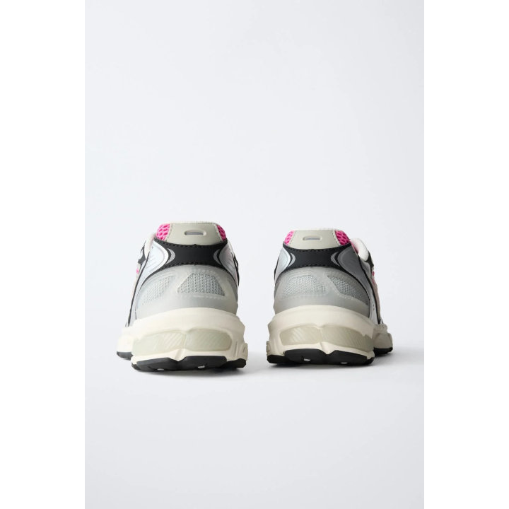 СПОРТИВНЫЕ КРОССОВКИ С СЕТКОЙ