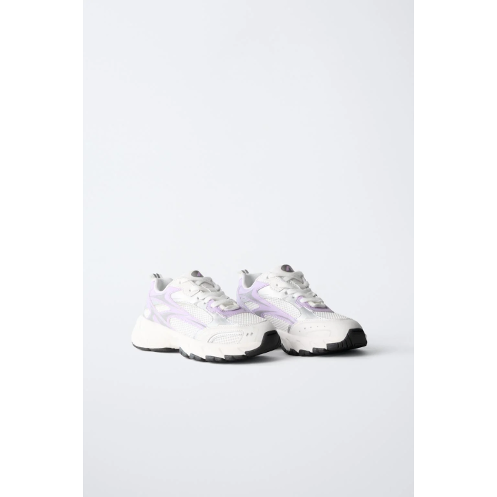 СПОРТИВНЫЕ КРОССОВКИ С СЕТКОЙ