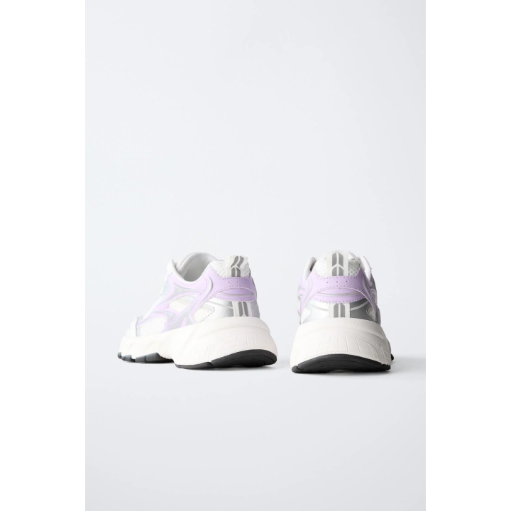 СПОРТИВНЫЕ КРОССОВКИ С СЕТКОЙ