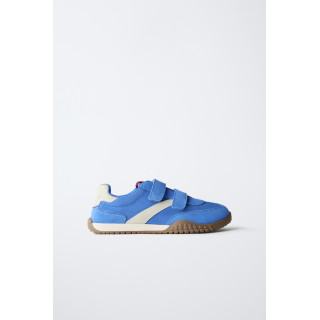 СПОРТИВНЫЕ КРОССОВКИ НА ЛИПУЧКАХ