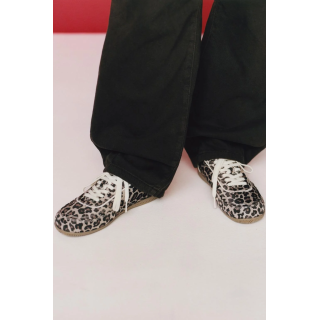 КРОССОВКИ С АНИМАЛИСТИЧЕСКИМ ПРИНТОМ