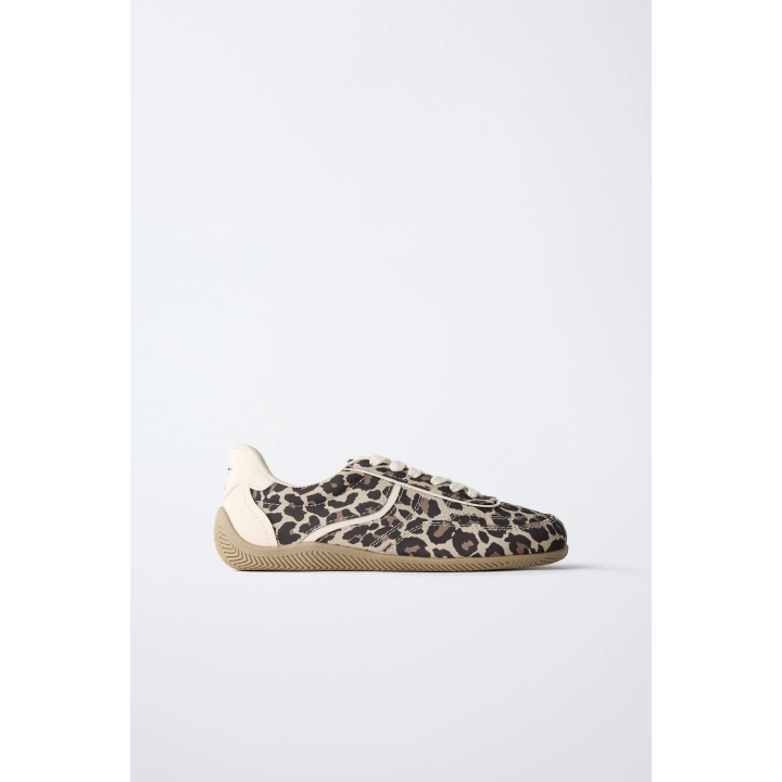 КРОССОВКИ С АНИМАЛИСТИЧЕСКИМ ПРИНТОМ