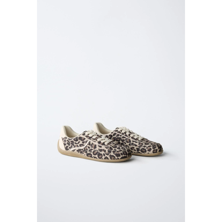 КРОССОВКИ С АНИМАЛИСТИЧЕСКИМ ПРИНТОМ