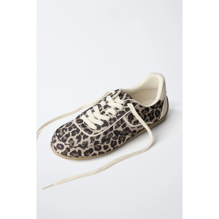 КРОССОВКИ С АНИМАЛИСТИЧЕСКИМ ПРИНТОМ