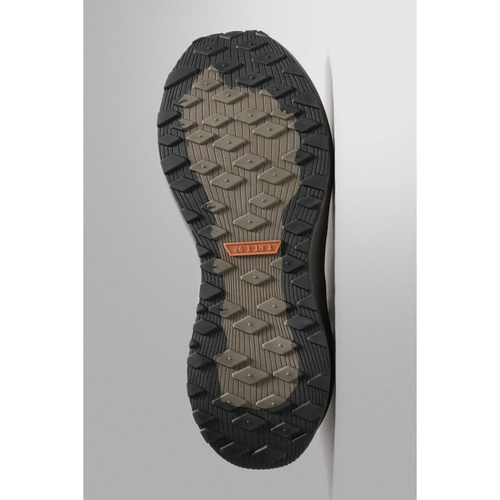 Беговые кроссовки