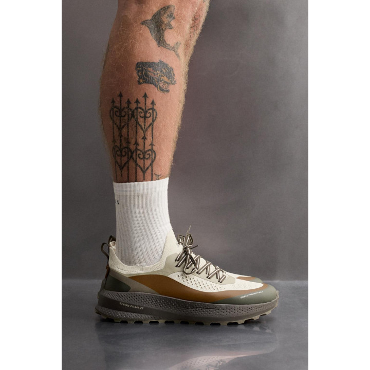 СПОРТИВНЫЕ КРОССОВКИ