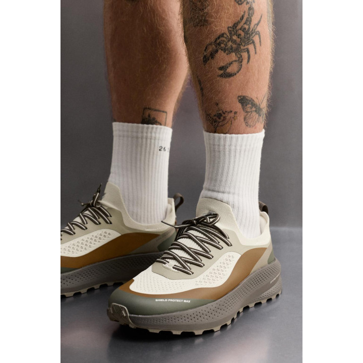 СПОРТИВНЫЕ КРОССОВКИ