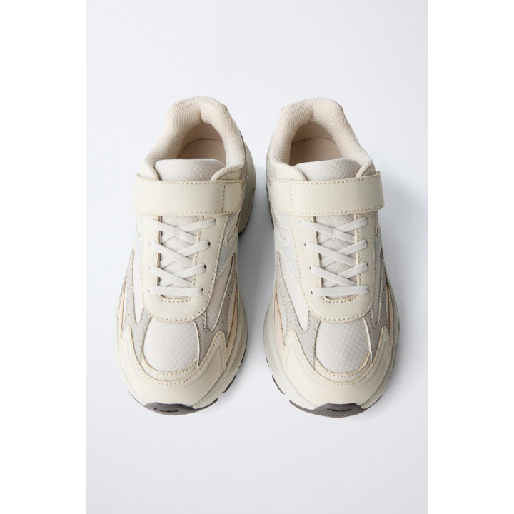 КРОССОВКИ ИЗ РАЗНЫХ МАТЕРИАЛОВ