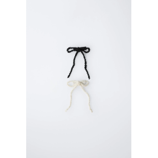 НАБОР ИЗ ДВУХ ЗАКОЛОК ДЛЯ ВОЛОС С БАНТОМ И БУСИНАМИ