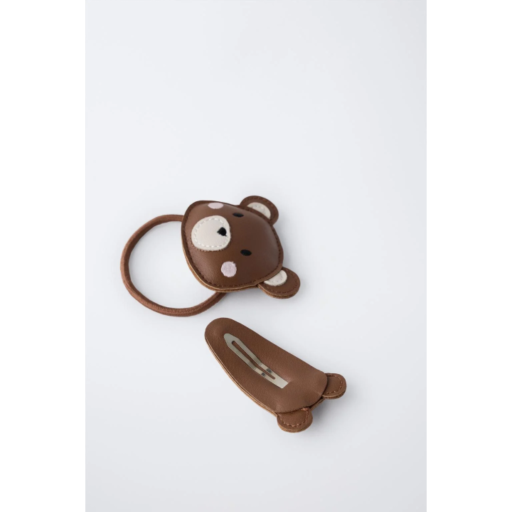 PACK OF SCRUNCHIE AND LEATHER EFFECT BEAR CLIP