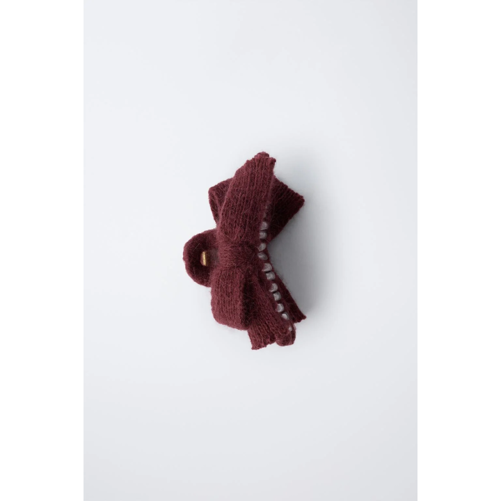 Зажим для волос с аппликацией вязаного банта