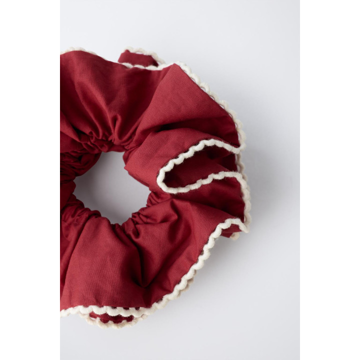 РЕЗИНКА ДЛЯ ВОЛОС С ЯРКОЙ КОНТРАСТНОЙ ОТДЕЛКОЙ