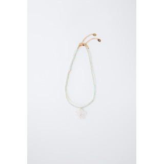 ОЖЕРЕЛЬЕ ИЗ БУСИН С ЦВЕТКОМ