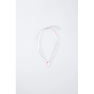 ОЖЕРЕЛЬЕ-ШНУРОК ИЗ ОРГАНЗЫ С СЕРДЦЕМ