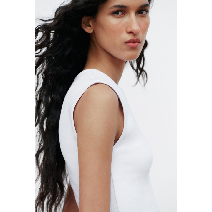 ТОП БЕЗ РУКАВОВ