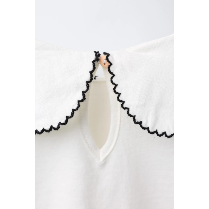 ФУТБОЛКА С КРУГЛЫМ ВОРОТНИКОМ И ВЫШИВКОЙ