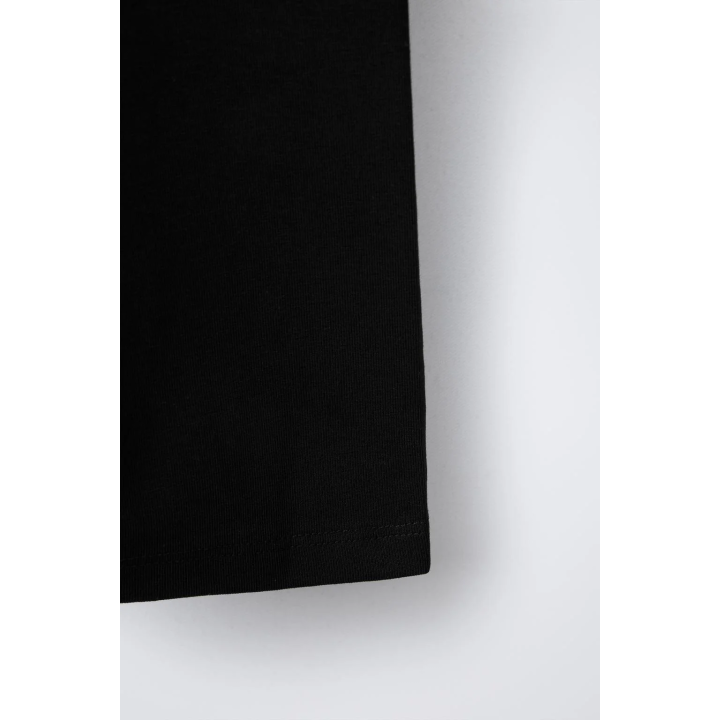 ОДНОТОННЫЕ ЛЕГИНСЫ-ВЕЛОСИПЕДКИ