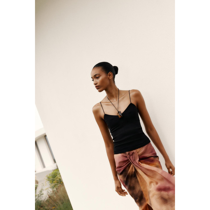 ХЛОПКОВЫЙ ТОП НА БРЕТЕЛЯХ