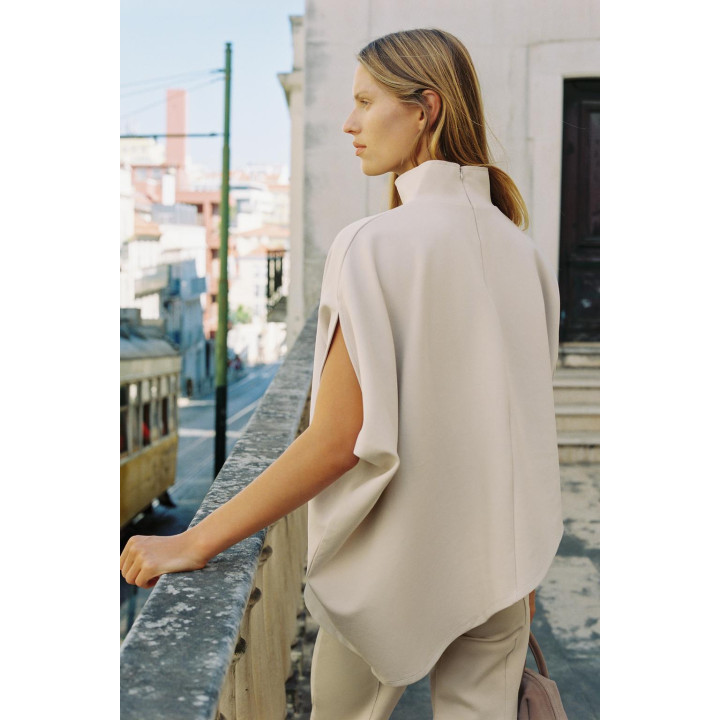 НАКИДКА АСИММЕТРИЧНОГО КРОЯ ИЗ ТКАНИ ИНТЕРЛОК