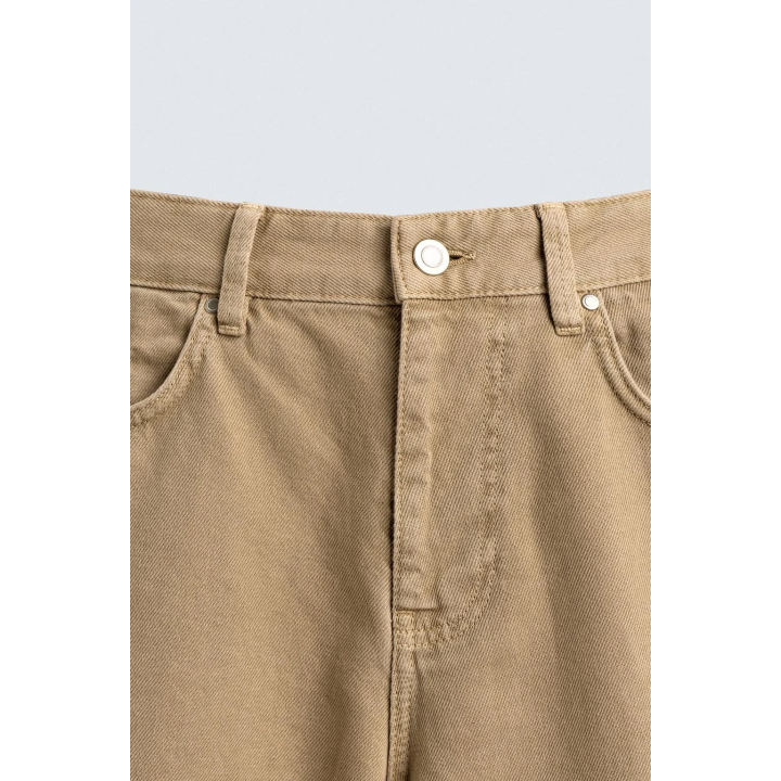 ДЖИНСЫ КЛАССИЧЕСКОГО КРОЯ С ЭФФЕКТОМ ПОТЕРТОСТИ