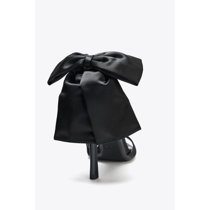 БОСОНОЖКИ НА КАБЛУКЕ С БОЛЬШИМ БАНТОМ