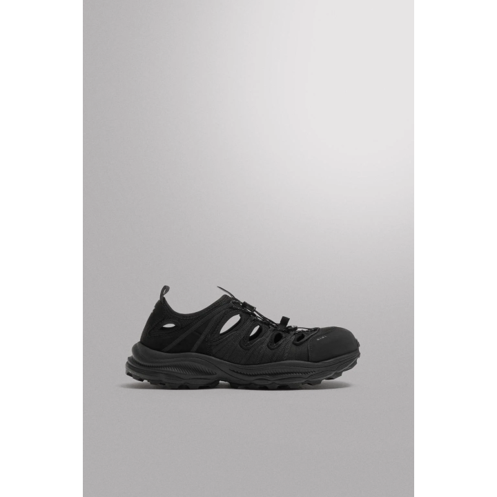 СПОРТИВНЫЕ КРОССОВКИ