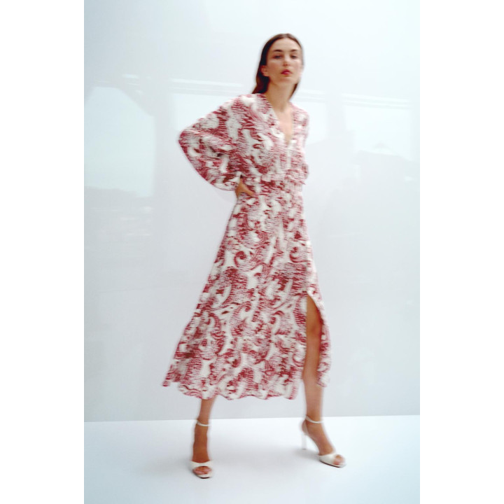 ЛАКИРОВАННЫЕ БОСОНОЖКИ