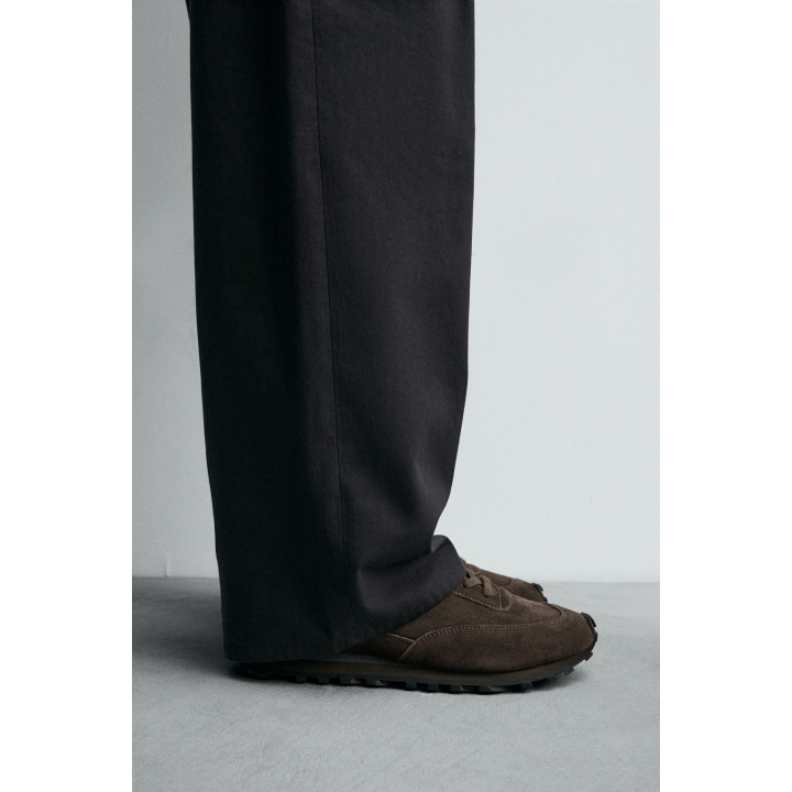 КОЖАНЫЕ КРОССОВКИ В СТИЛЕ КЭЖУАЛ