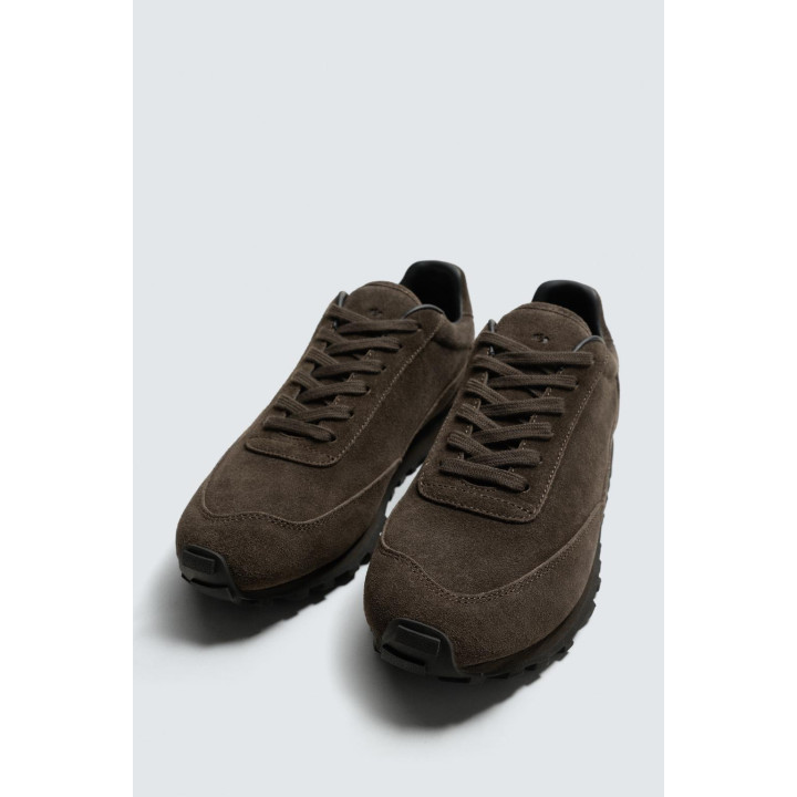 КОЖАНЫЕ КРОССОВКИ В СТИЛЕ КЭЖУАЛ