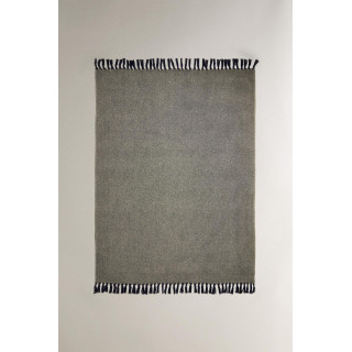 Плед с бахромой