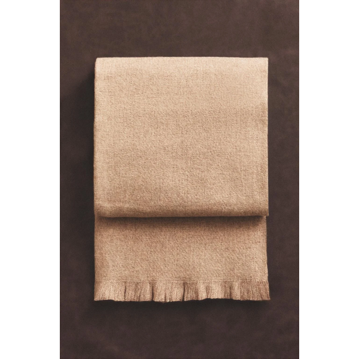 Плед с бахромой