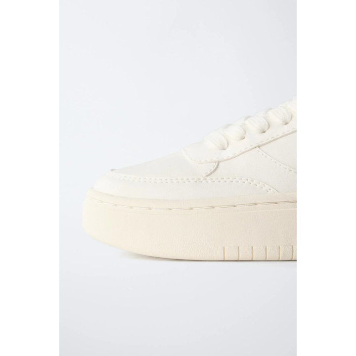 КРОССОВКИ НА ПЛАТФОРМЕ