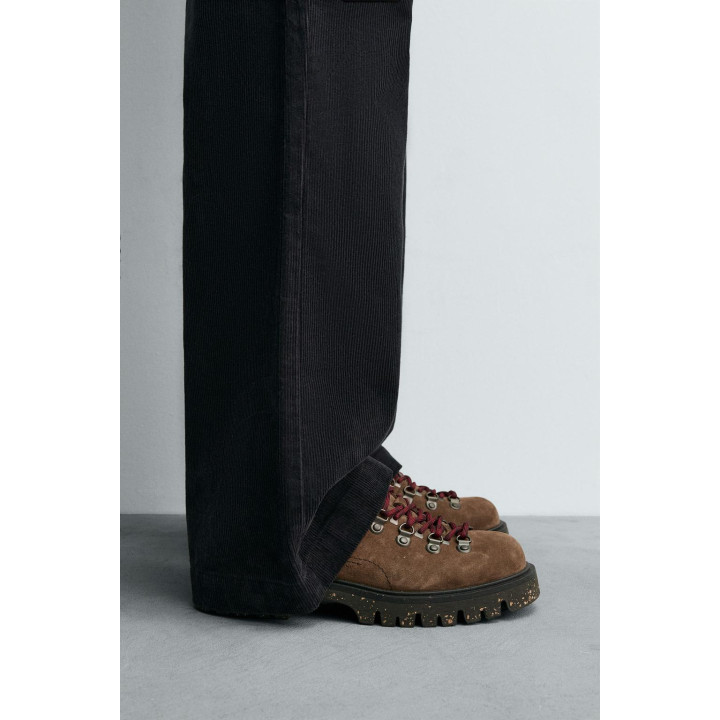 КОЖАНЫЕ БОТИНКИ С КРЮЧКАМИ