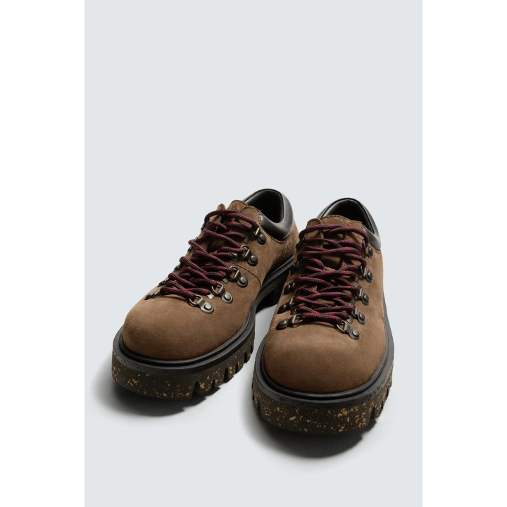 КОЖАНЫЕ БОТИНКИ С КРЮЧКАМИ