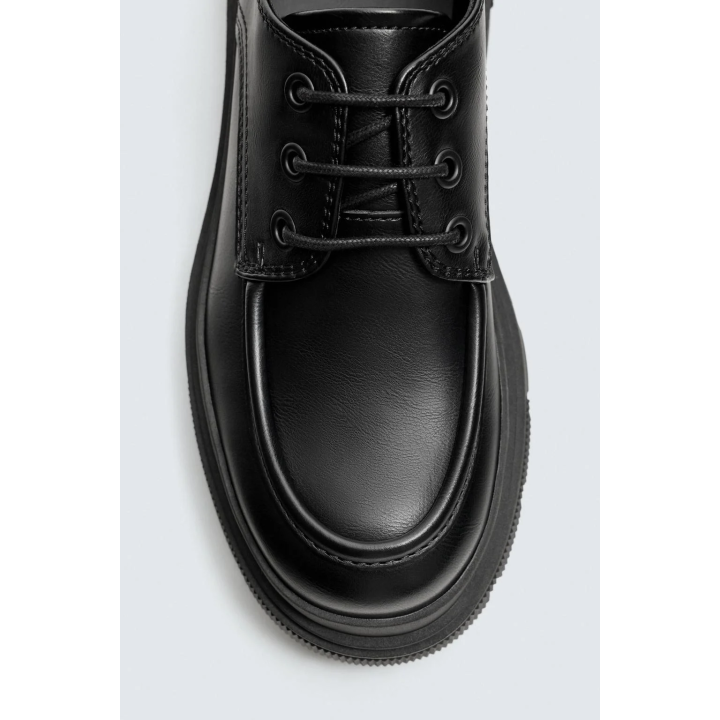 ТУФЛИ С ОТДЕЛКОЙ И ОБЪЕМНОЙ ПОДОШВОЙ