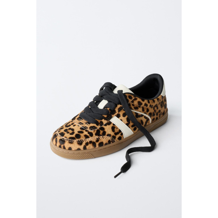Кроссовки из кожи с леопардовым принтом