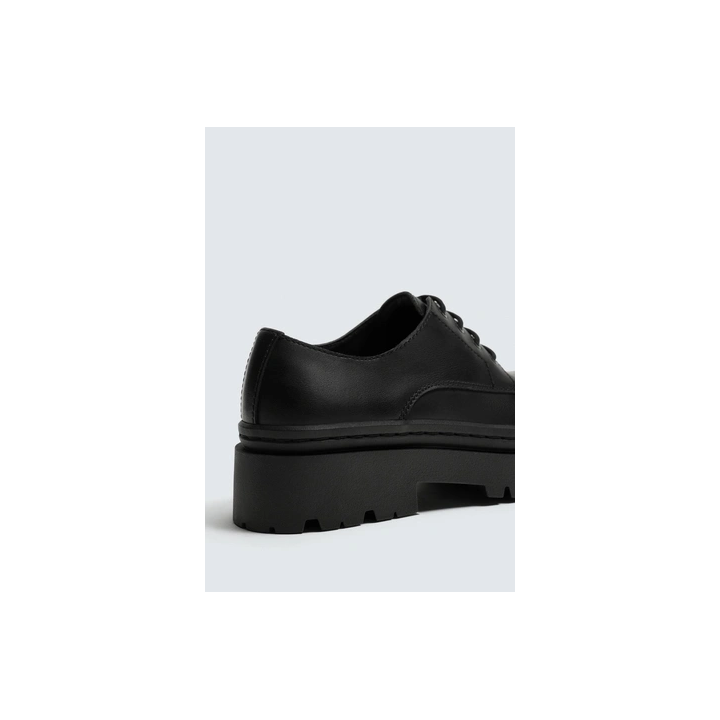 ТУФЛИ НА ОБЪЕМНОЙ ПОДОШВЕ